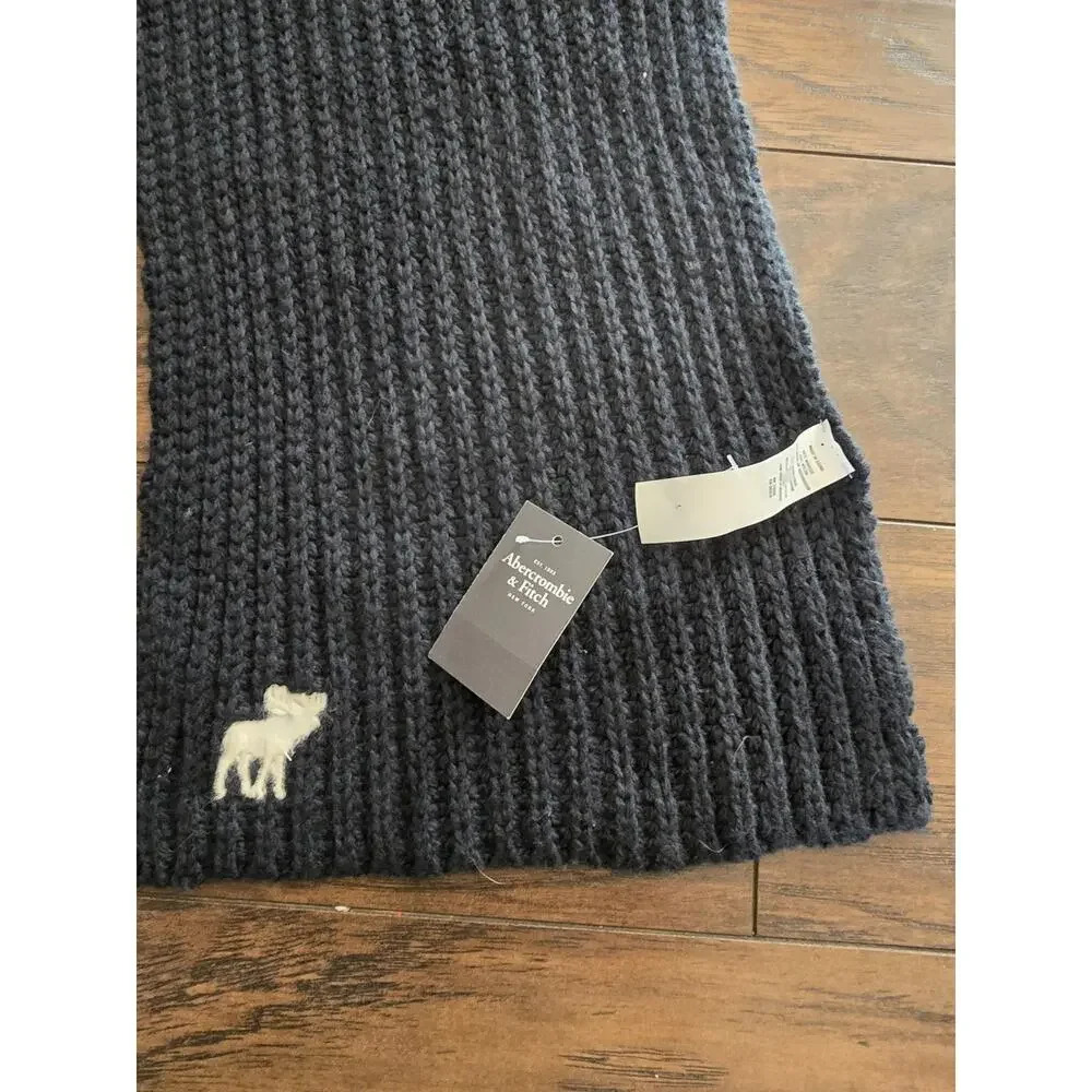 Abercrombie & Fitch knit scarf Navy Blue Moose NWT